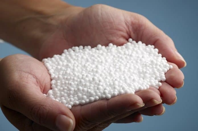 2.2.2. Perlas de EPS blacno a granel Perlas de EPS blanco a granel para aislamiento térmico insuflado o mezclas aislantes.