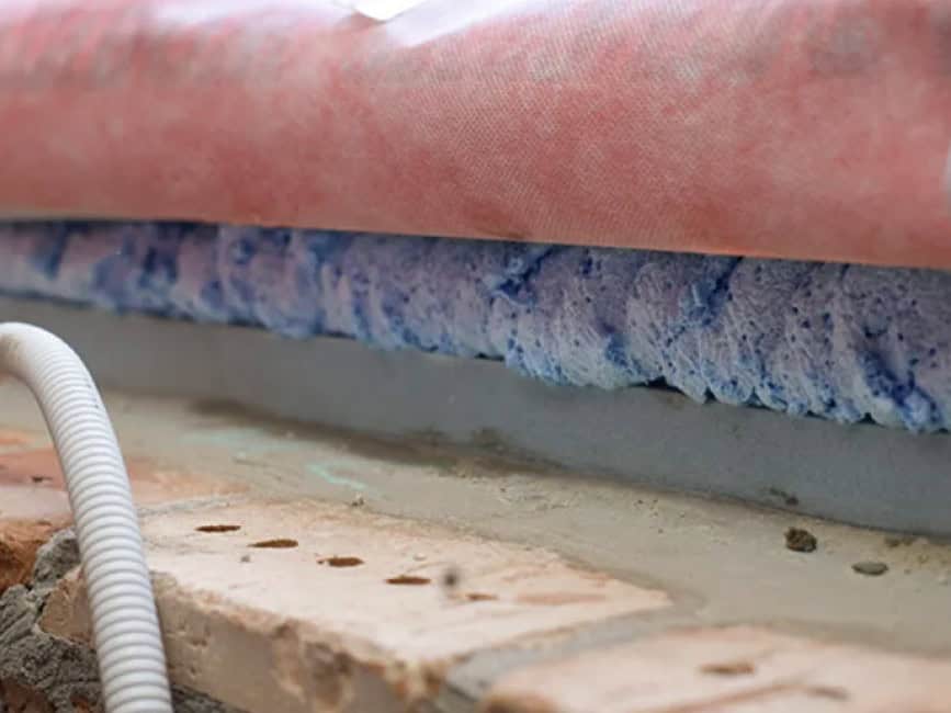 flexifoam soudal Flexifoam de SOUDAL, espuma PU expansiva paraun sellado hermético en puertas y ventanas